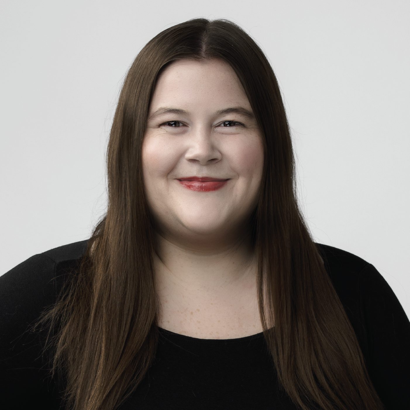Ms. Clements has seven years of experience in customer service. Jennie assists with researching stakeholders, notification production, door hanging, mailing, and logging returned mail.